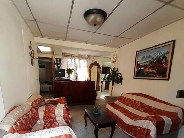 Huellas Hostal אנטיגואה גואטמלה מראה חיצוני תמונה