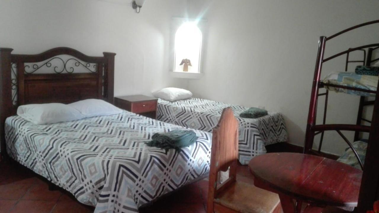Huellas Hostal אנטיגואה גואטמלה מראה חיצוני תמונה