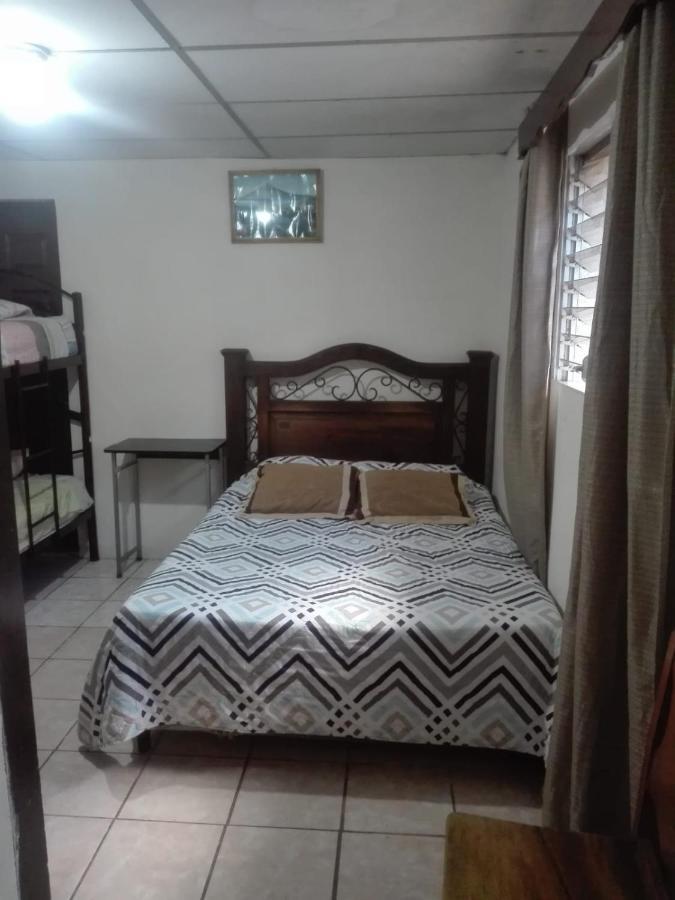 Huellas Hostal אנטיגואה גואטמלה מראה חיצוני תמונה