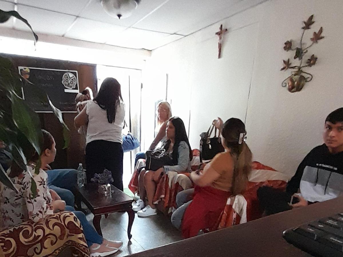 Huellas Hostal אנטיגואה גואטמלה מראה חיצוני תמונה