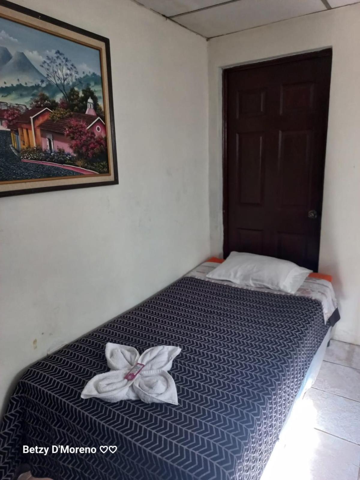 Huellas Hostal אנטיגואה גואטמלה חדר תמונה